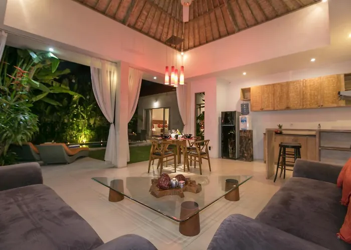 Briana By R Us Villa Seminyak (Bali)