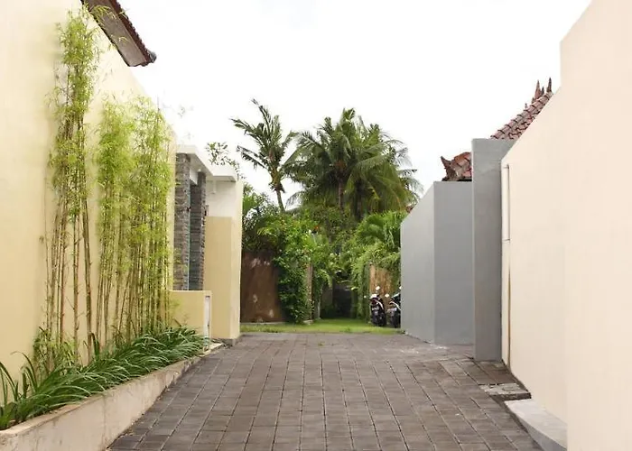 Villa Briana By R Us Seminyak (Bali)