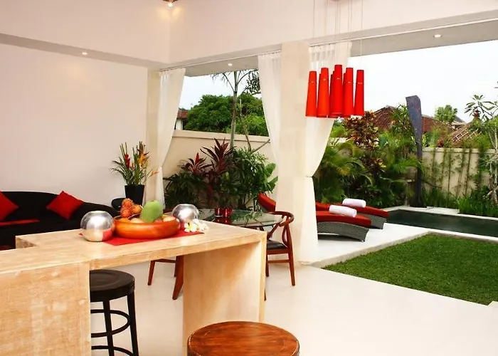 Briana By R Us Villa Seminyak (Bali)